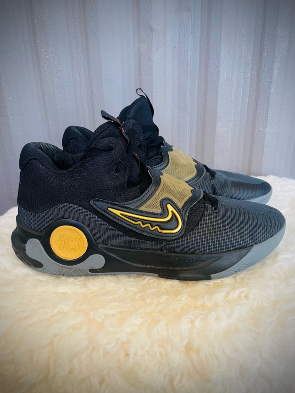 Nike KD Trey 5 X Basketball Durant Black Gold Shoes DD9538 010 Mens Size 13